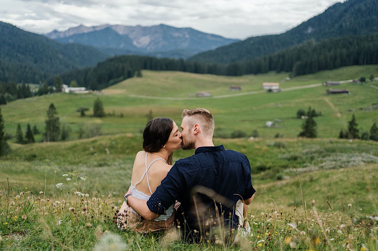 Verlobungsshooting in den Bergen