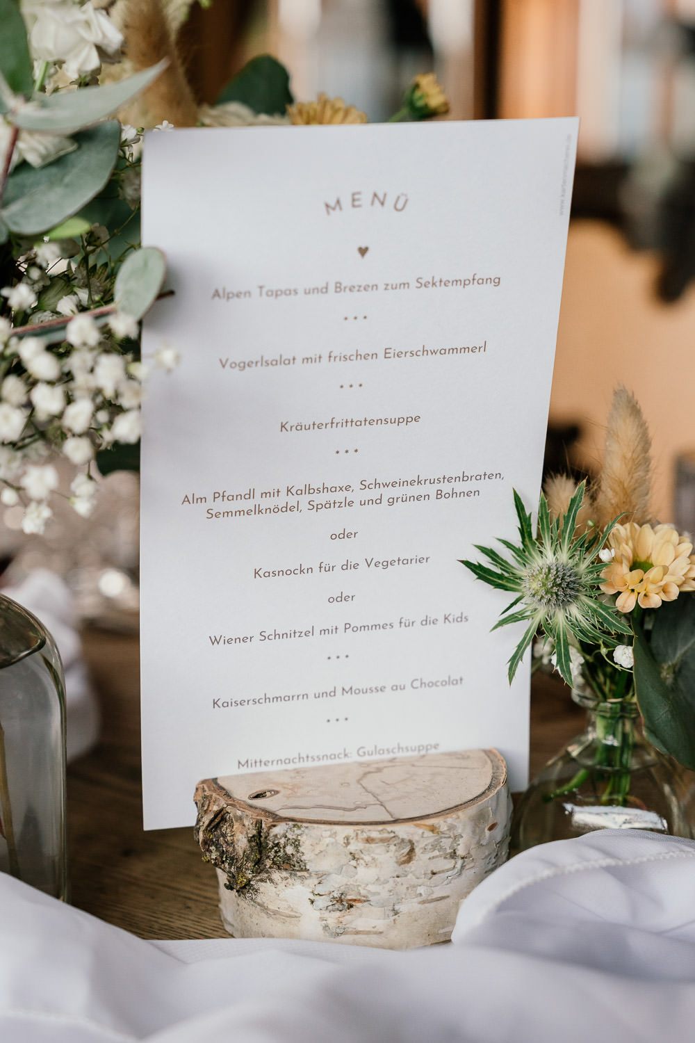 Hochzeit auf einer Berghütte Dekoration