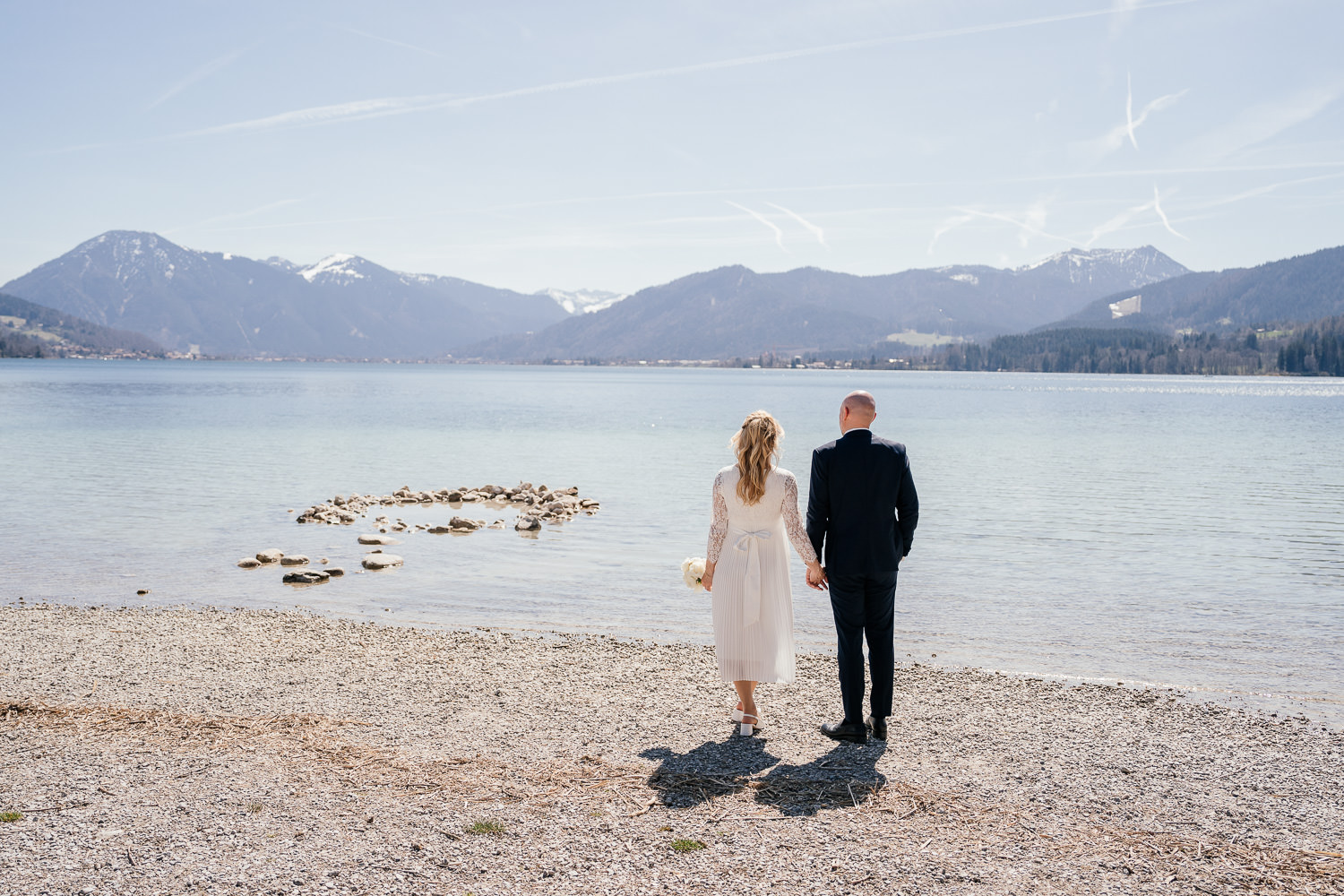 Heiraten mit Blick auf den See auf Gut Kaltenbrunn